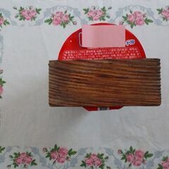 ◆【木製板】②　　　●使い道/カップ麺の、蓋抑え,　小物置き台、等。
