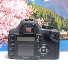 CFカード付き！ Canon EOS KISS DIGITAL X レンズセットの画像