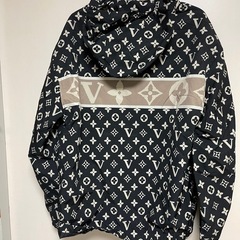 ユアボニのパーカーの画像