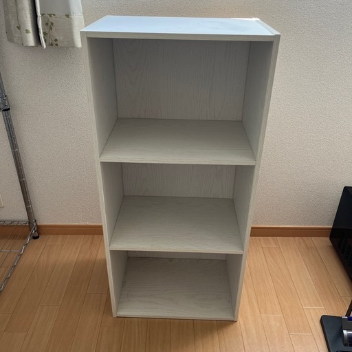 ホワイト　棚　3台