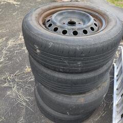 195/65R15をはめていた鉄ホイール４本