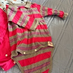 ベビー　80 記名なし　長袖洋服の画像