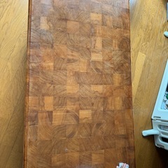 大きめなテーブル 