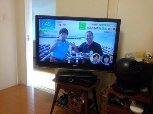 TOSHIBA　REGZA　32型　テレビ