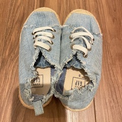 GAP子ども　靴の画像