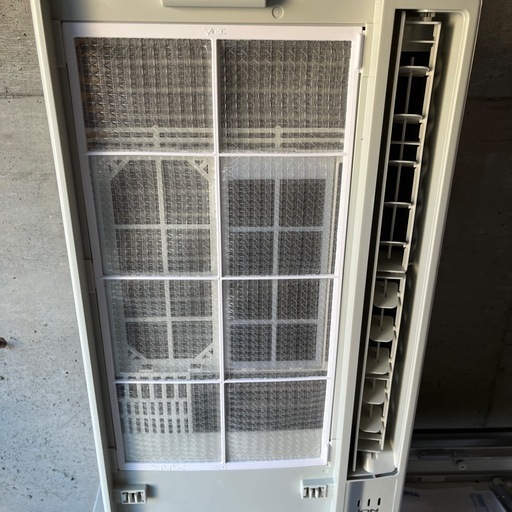 美品】【2024年製】コロナ CORONA CW-FA1824R-W ReLaLa ウインド