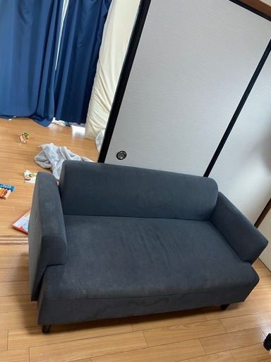 【値段下げた】【写真付き】IKEA 2人掛けソファ