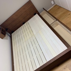 無印良品　　収納ベッド　ダブル　ウォールナット　ヘッドボード付き