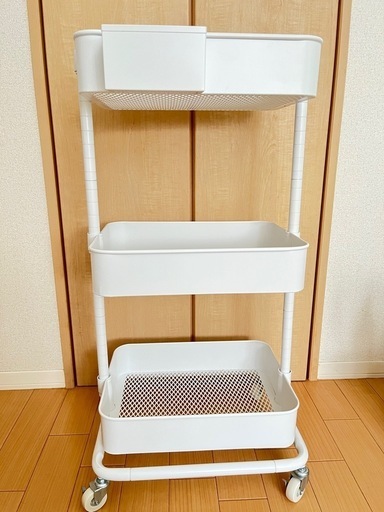 ニトリ　スチールワゴン