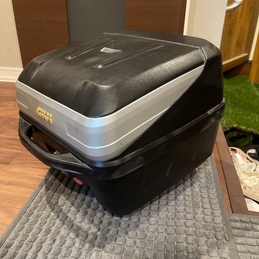 GIVI リアボックス