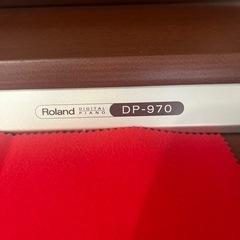 Roland 電子ピアノ　茶色木目調の画像