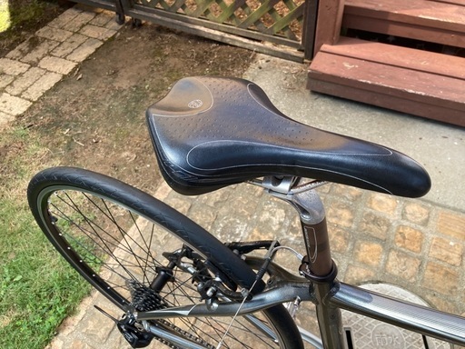 商談成立につき終了　自転車　クロスバイク　TREK  7.2FX