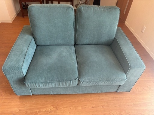 IKEA ソファ KIVIKシーヴィク　2人掛けコンパクト　コーデュロイグリーン