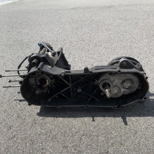 グランドアクシス　エンジンケース