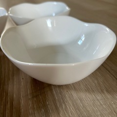 白色　サラダボール　7個セットの画像