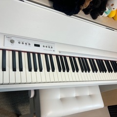 【終了】電子ピアノ Roland F120 WH