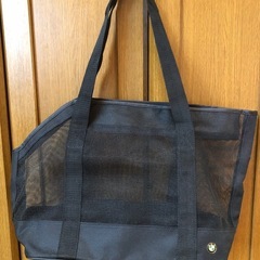 未使用品　
キャリーバック(BMW) 