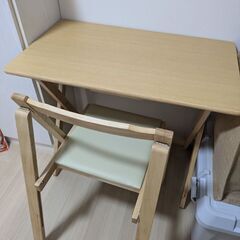 折りたたみ　デスク　チェアの画像