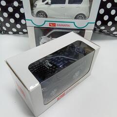 値下げ  ダイハツのミニカー3点の画像