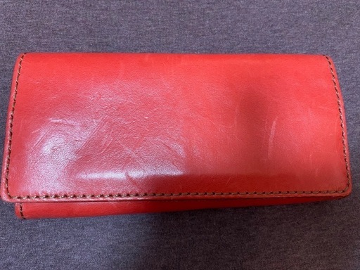 ヘルツの長財布（赤色）