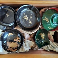 お膳用の漆器