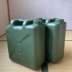 【9/26までの引き取り限定】トラスコ　給油ポンプ・20L灯油タンク×2セットの画像