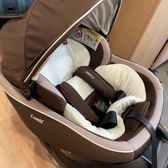 コンビ チャイルドシートの画像