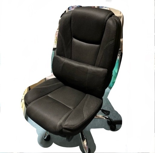 中古品_LOWYAのゲーミングチェア