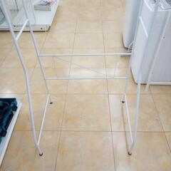 ★ジモティ割あり★  ランドリーラック 白 W74×D56×H190 クリーニング済み OJ5813の画像