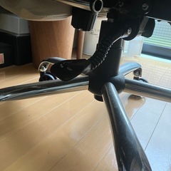 ゲーミングチェア　テレワーク用デスクチェアの画像