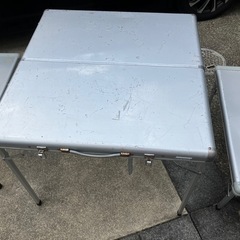 Coleman コールマン　BBQ机　椅子の画像