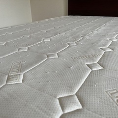【中古品】ドルメオDORMEOマットレス/セミダブル の画像