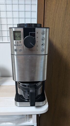 豆から挽けるコーヒーメーカー　MJ-CM1です。