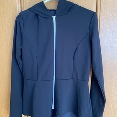 レディース　パーカー　サイズ2