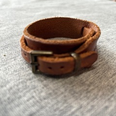 skin leather ブレスレットの画像