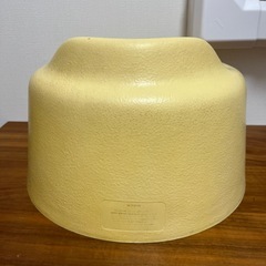バンボ  BUMBO  ベビーチェア  の画像