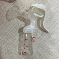 哺乳瓶(ピジョン、チュチュ)&哺乳瓶消毒(ピジョン)&搾乳機(ピジョン)の画像
