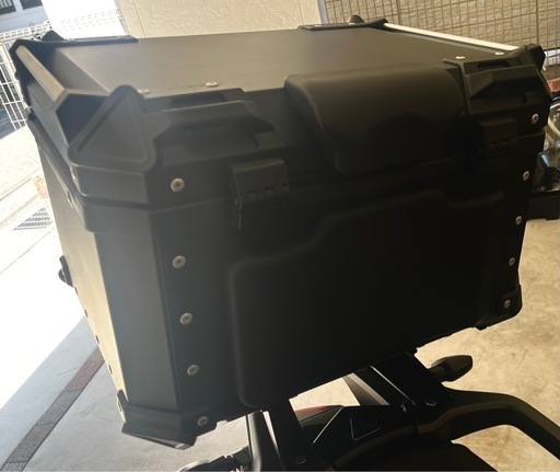 タイガー900、タイガー850用トップケース＆ブラケット