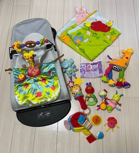 【BabyBjorn】バウンサー・木製トーイ　室内　車内　ベビーおもちゃまとめ売り