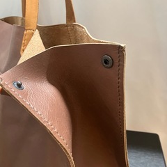 本革　トートバッグ　Ｂ4対応　ハンドメイドの画像
