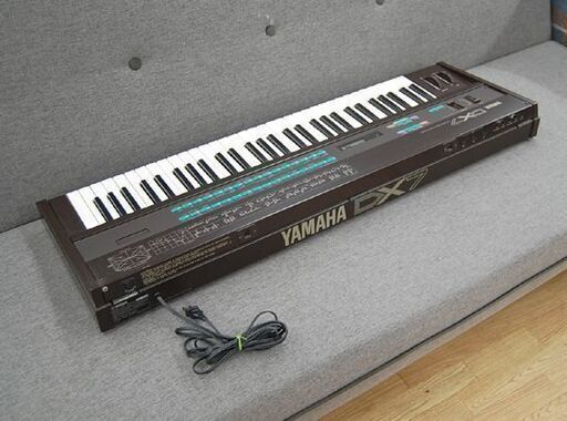 ジャンク YAMAHA シンセサイザー DX7 61鍵盤 通電・簡易接続・ボタン反応確認済み MIDI 6オペレーター 32アルゴズム ヤマハ 札幌市 清田区 平岡