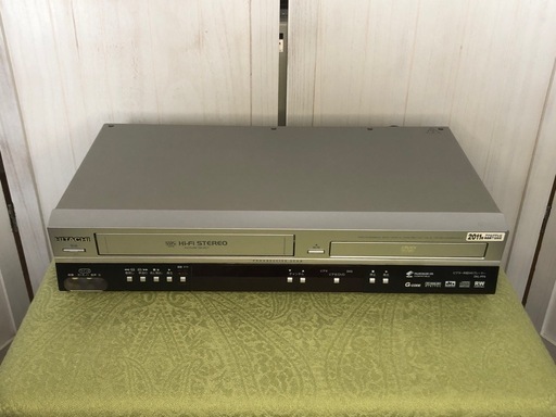 (商談成立)ビデオ一体型DVDプレーヤー