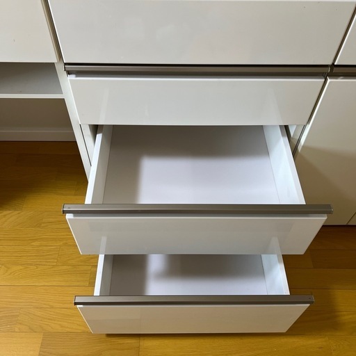 ニトリ カップボード キッチン 急