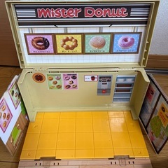 ミスタードーナツショップの画像