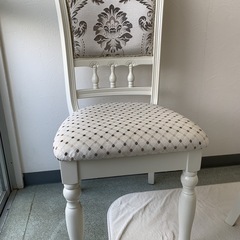 ダイニングテーブルセット（椅子6脚）幅130cm×奥行85cm×高さ75cm 色：ホワイトの画像