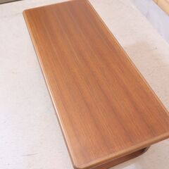 FUJI FURNITURE(冨士ファニチア)より天然木の自然な質感が魅力のロー