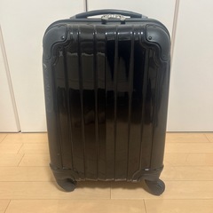 【引取り限定】キャリーケース　スーツケース