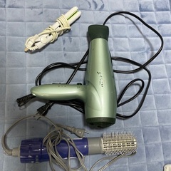 ドライヤー、クルクルドライヤー、前髪ストレート用ヘアアイロン