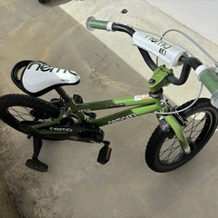 子供用自転車の画像