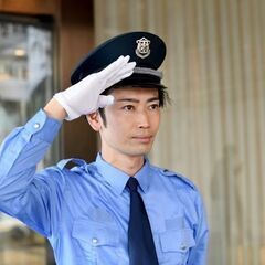 🎄交通費全額支給🎄新人さんも入ってます🌲昨年７月の平均給与３５万円！！🌲元銀行員が作った警備会社🌲の画像